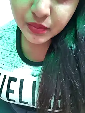 Snapshot of Ayesha_mahi chatting on 12/03/24, 08:38 Ayesha mahi online show from 12/03/24, 08:38