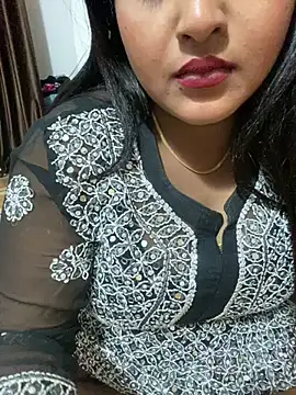 Snapshot of Ayesha_mahi chatting on 03/22/25, 08:48 Ayesha mahi online show from 03/22/25, 08:48