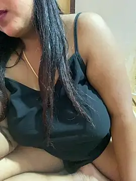 Snapshot of Ayesha_mahi chatting on 03/22/25, 11:53 Ayesha mahi online show from 03/22/25, 11:53