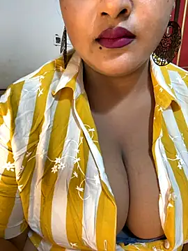 Snapshot of Ayesha_mahi chatting on 09/23/25, 07:44 Ayesha mahi online show from 09/23/25, 07:44