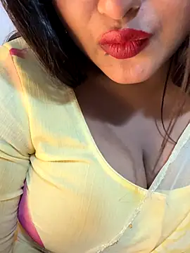 Snapshot of Ayesha_mahi chatting on 10/10/25, 04:50 Ayesha mahi online show from 10/10/25, 04:50