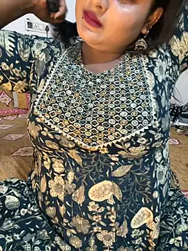 Snapshot of Ayesha_mahi chatting on 10/26/25, 09:15 Ayesha mahi online show from 10/26/25, 09:15