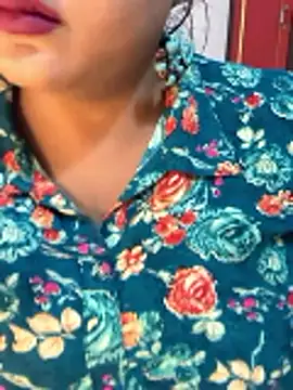 Snapshot of Ayesha_mahi chatting on 11/02/25, 11:34 Ayesha mahi online show from 11/02/25, 11:34