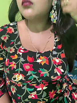 Snapshot of Ayesha_mahi chatting on 05/30/26, 08:00 Ayesha mahi online show from 05/30/26, 08:00