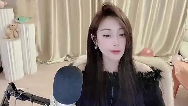 Daisy-77 online show from 01/20/25, 09:11