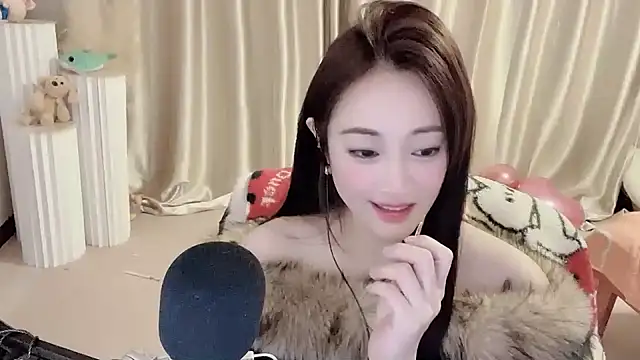 Daisy-77 online show from 01/26/25, 08:56