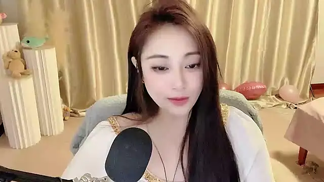 Daisy-77 online show from 02/09/25, 12:06