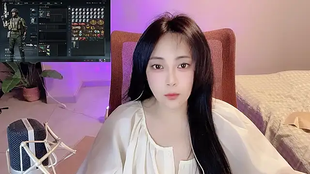 Daisy-77 online show from 04/22/26, 11:56