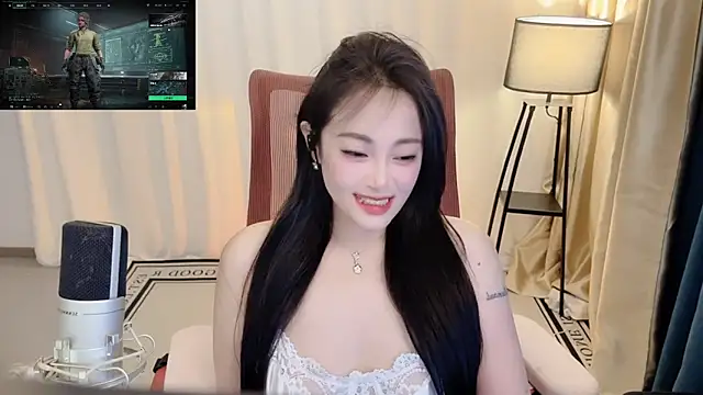 Snapshot of Daisy-77 chatting on 06/05/26, 01:50 Daisy-77 online show from 06/05/26, 01:50