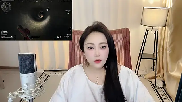 Snapshot of Daisy-77 chatting on 06/06/26, 01:49 Daisy-77 online show from 06/06/26, 01:49