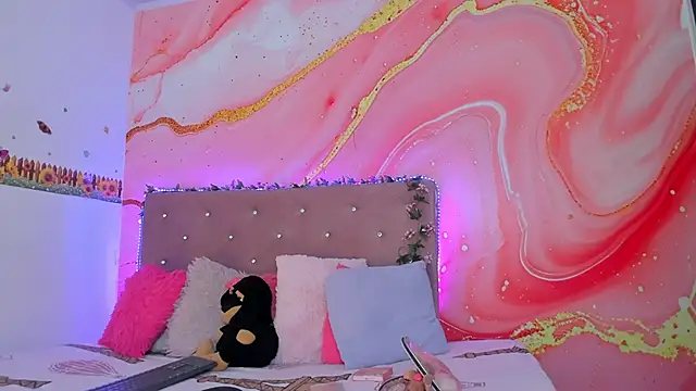 Daisy  rose online show from 01/31/25, 11:13