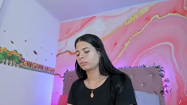 Daisy  rose online show from 02/15/25, 11:06