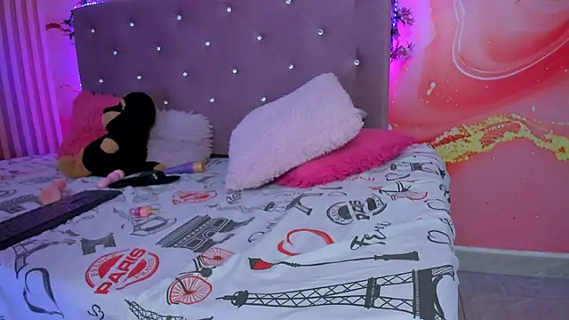 Daisy  rose online show from 02/20/25, 05:18