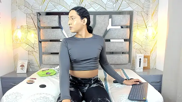 Alison Chan  online show from 02/09/26, 02:32