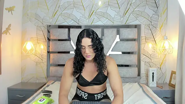 Alison Chan  online show from 04/15/26, 12:17