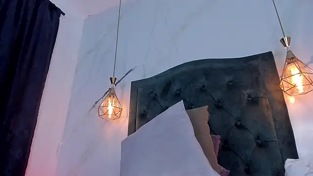 Snapshot of annyvans chatting on 12/16/25, 09:53 annyvans online show from 12/16/25, 09:53