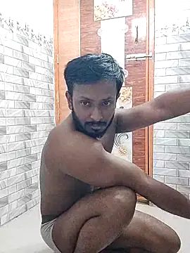 HunkyAriyan online show from 09/18/25, 06:48