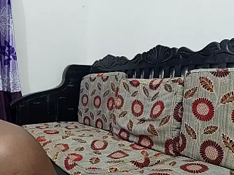 HunkyAriyan online show from 12/22/25, 01:19