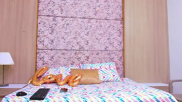 melody brunnet online show from 01/03/25, 12:08