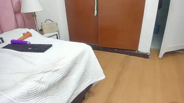 melody brunnet online show from 03/21/25, 06:29