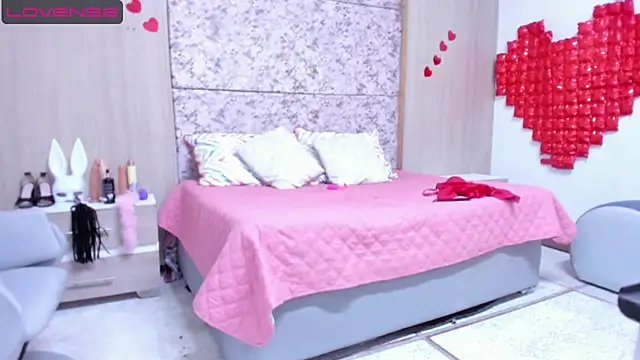 melody brunnet online show from 03/22/25, 02:03