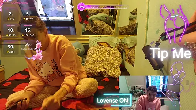 Snapshot of Doggyray44 chatting on 05/30/26, 05:32 Doggyray44 online show from 05/30/26, 05:32