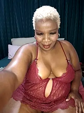 Snapshot of dirasweetlipsxx chatting on 01/14/26, 07:30 dirasweetlipsxx online show from 01/14/26, 07:30