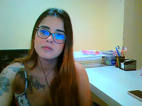 maliamiller online show from 02/07/26, 02:21