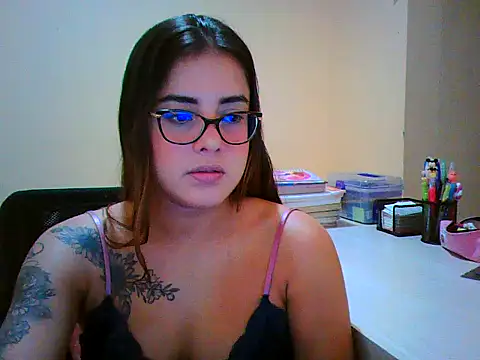 maliamiller online show from 03/01/26, 06:15