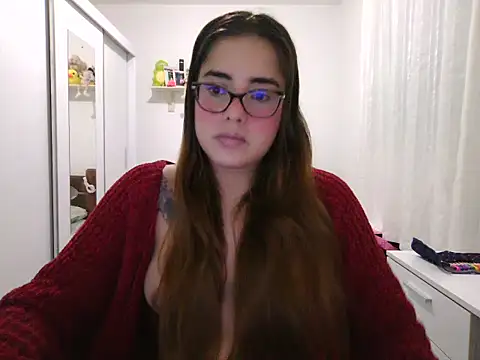 Snapshot of maliamiller chatting on 06/02/26, 05:09 maliamiller online show from 06/02/26, 05:09