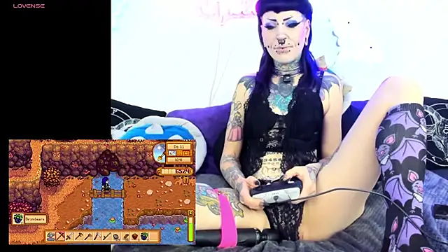Snapshot of Purple_Coffin666 chatting on 05/08/26, 11:15 Purple Coffin666 online show from 05/08/26, 11:15