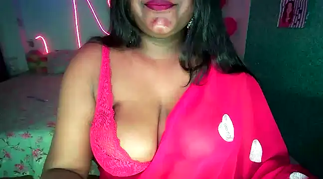 expression queen online show from 03/10/25, 11:21