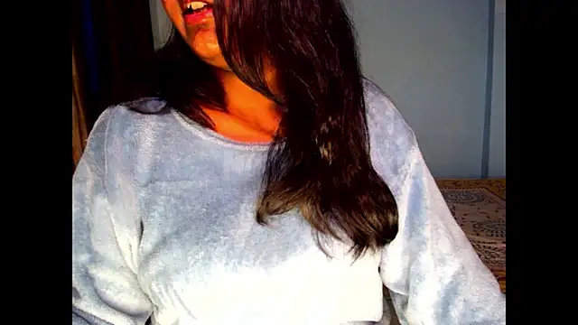 expression queen online show from 12/17/25, 10:32