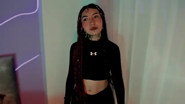 Snapshot of Evangeline_bell chatting on 01/08/25, 03:39 Evangeline bell online show from 01/08/25, 03:39