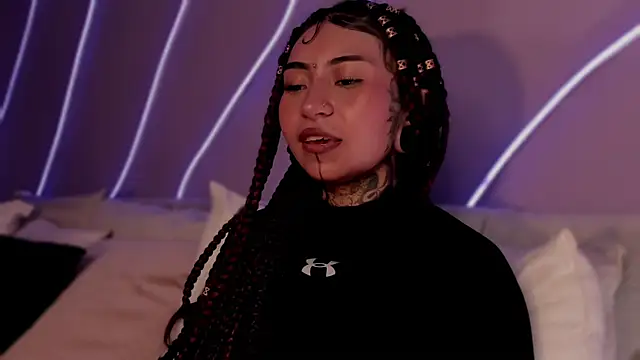 Snapshot of Evangeline_bell chatting on 01/08/25, 06:41 Evangeline bell online show from 01/08/25, 06:41