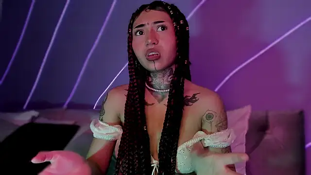 Snapshot of Evangeline_bell chatting on 01/09/25, 03:12 Evangeline bell online show from 01/09/25, 03:12