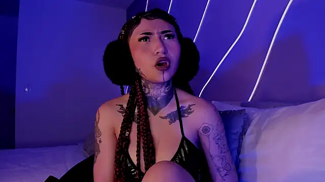 Snapshot of Evangeline_bell chatting on 01/13/25, 03:15 Evangeline bell online show from 01/13/25, 03:15