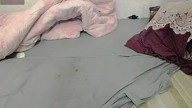 lisa Black00 online show from 02/26/25, 06:04