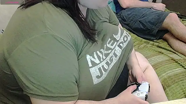 Snapshot of lisa_Black00 chatting on 02/16/26, 08:10 lisa Black00 online show from 02/16/26, 08:10