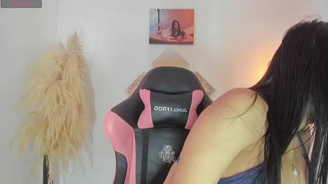 kattadoll online show from 04/07/26, 05:35