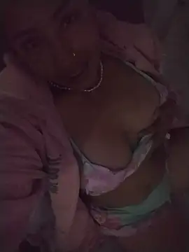 Aisha 09 online show from 06/24/26, 10:47