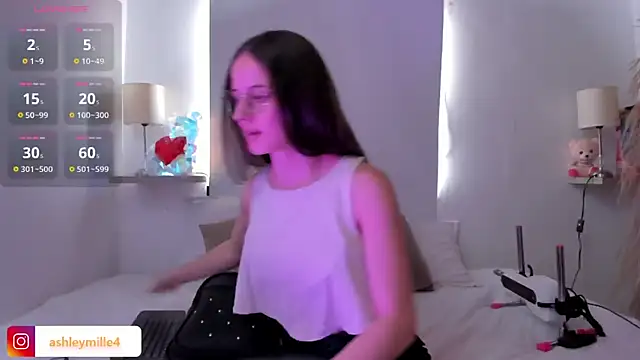  ashleymiller online show from 02/27/25, 06:53