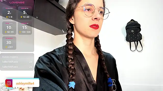  ashleymiller online show from 09/10/25, 08:31