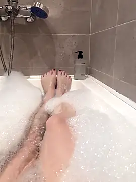 Snapshot of Yourlittledemon chatting on 01/05/26, 07:17 Yourlittledemon online show from 01/05/26, 07:17