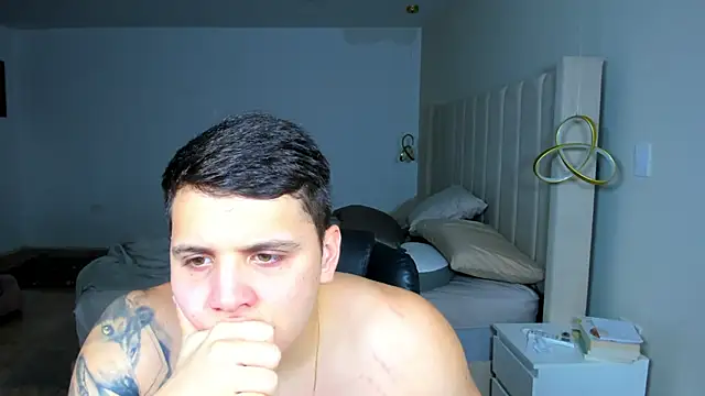 jhonstark09 online show from 09/08/25, 08:52