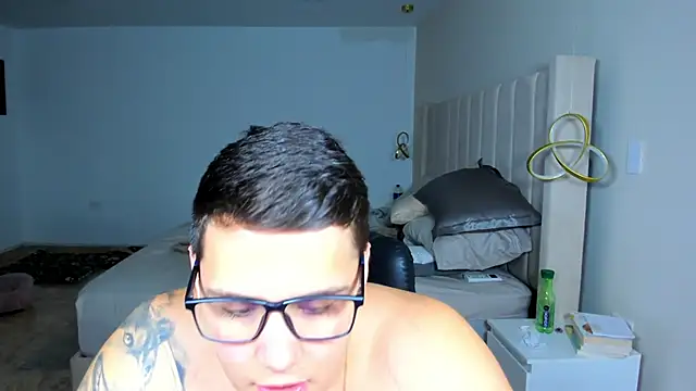 jhonstark09 online show from 09/09/25, 09:14