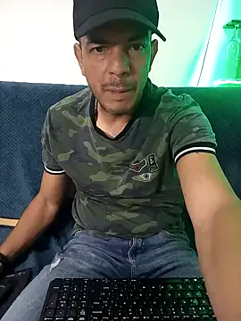 latinmartin73 online show from 03/03/25, 01:31