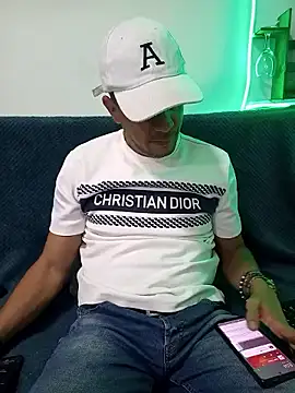 latinmartin73 online show from 03/14/25, 01:05