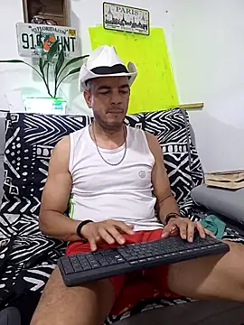 latinmartin73 online show from 09/15/25, 02:44