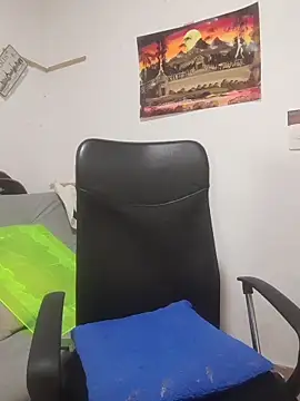 latinmartin73 online show from 11/24/25, 08:08